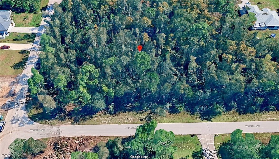 1030 Acroft Ave., Lehigh Acres, FL 33971