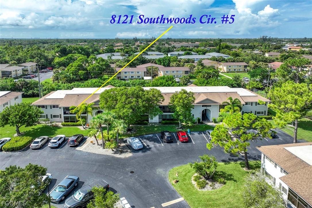 8121 S Woods Cir. #Unit 5, Fort Myers, FL 33919