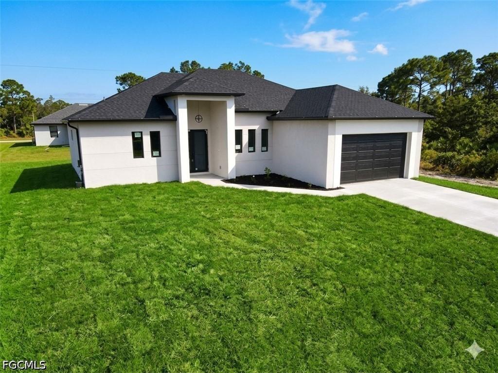 1214 Hibiscus Ave., Lehigh Acres, FL 33972