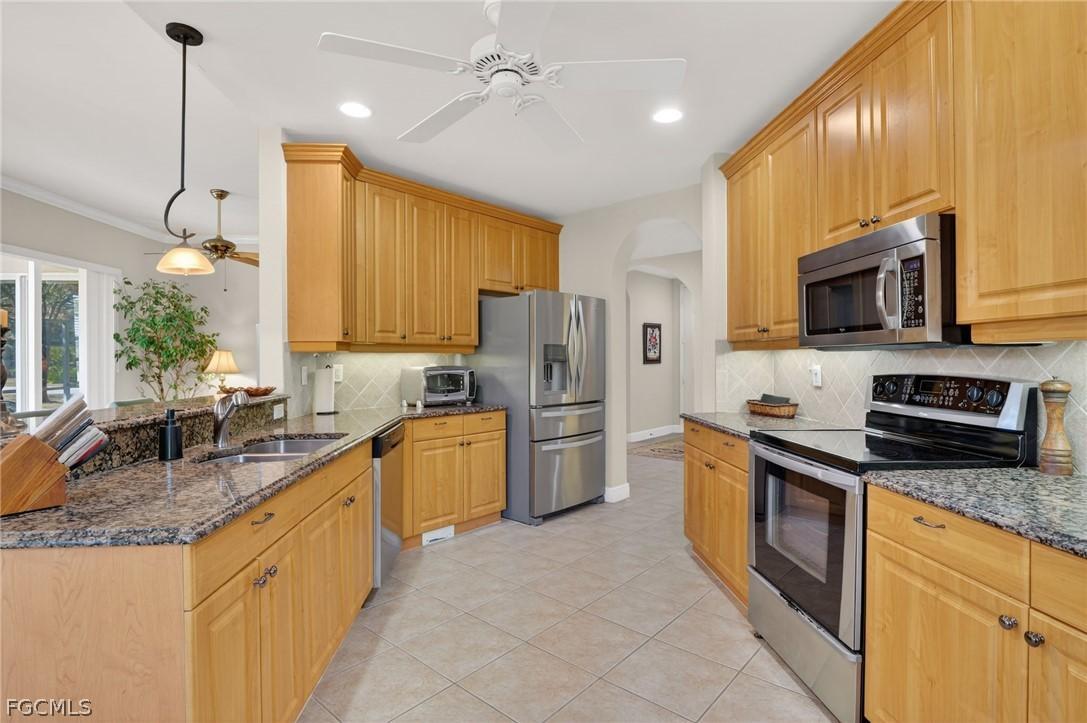 5581 Berkshire Dr. #101, Fort Myers, FL 33912