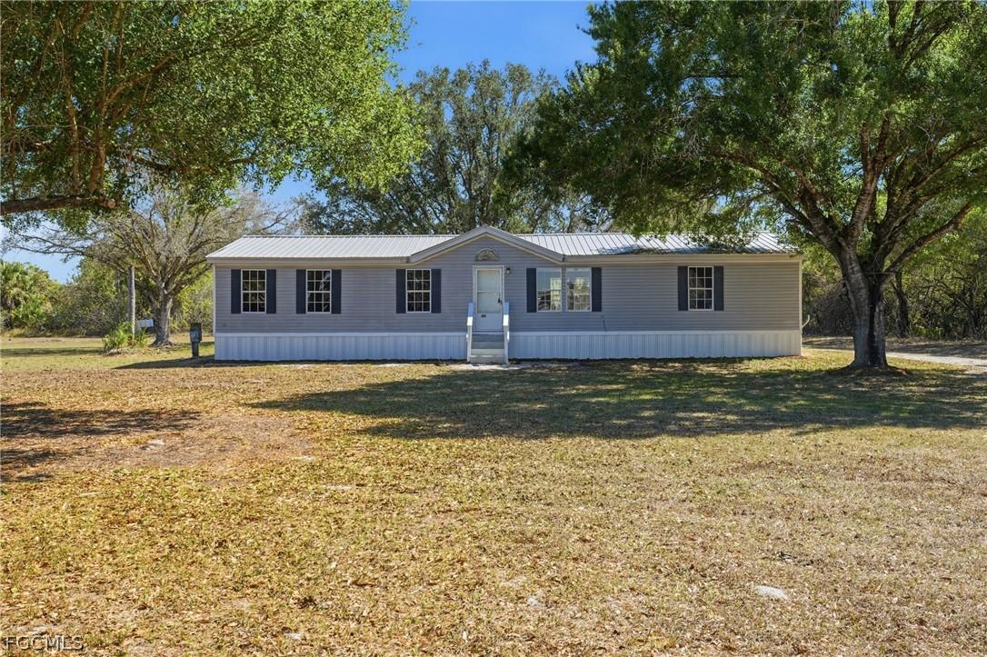 1446 Seminole Ave., Labelle, FL 33935
