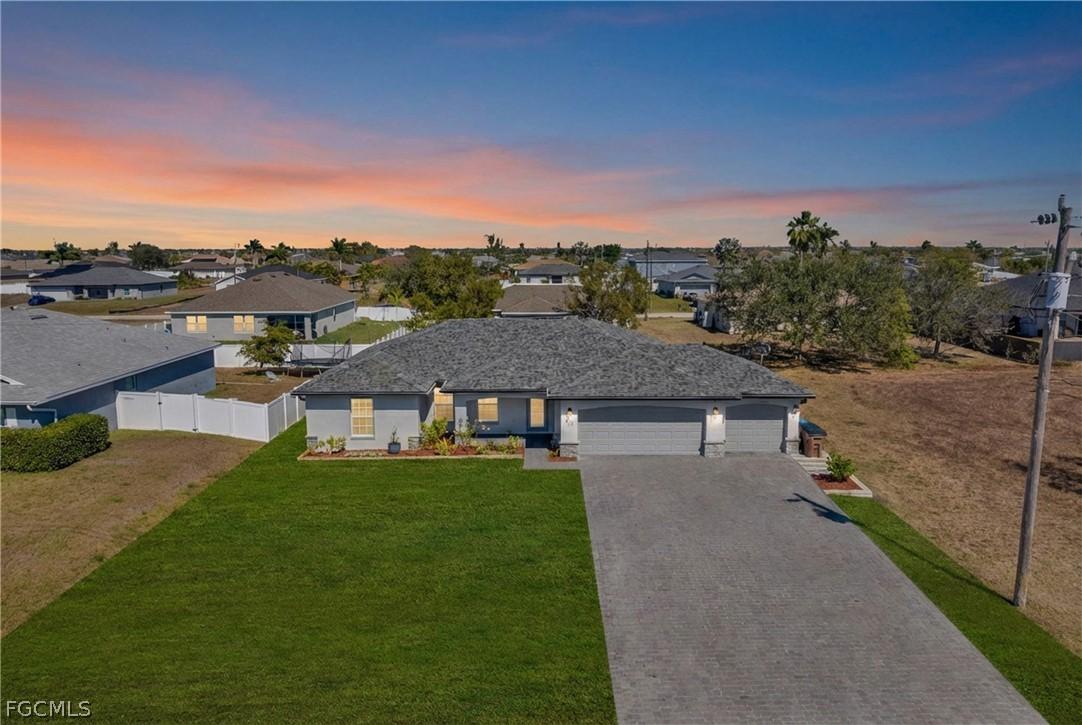 403 NW 17th Ter., Cape Coral, FL 33993