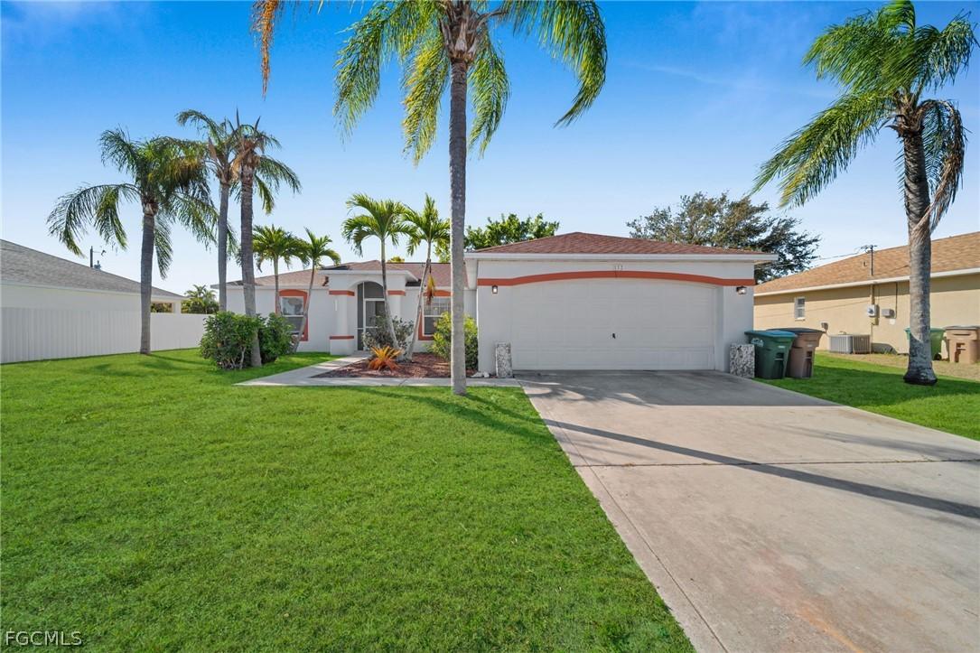 152 SE 19th Ln., Cape Coral, FL 33990