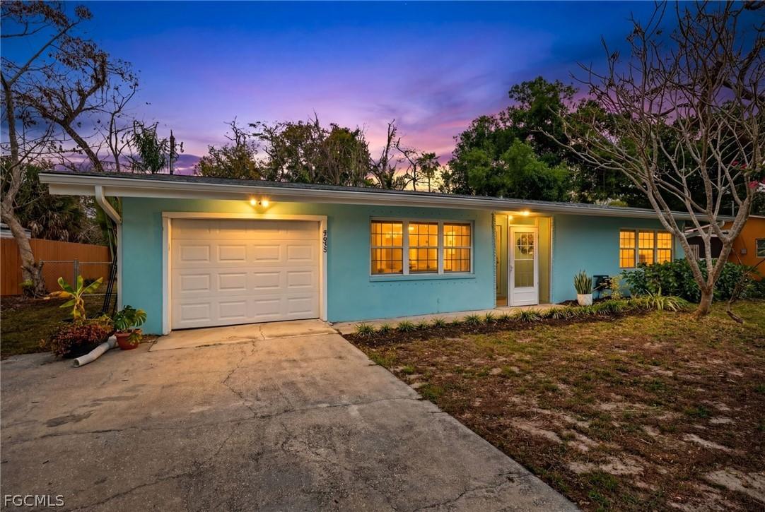 4633 Siesta Cir., Fort Myers, FL 33901