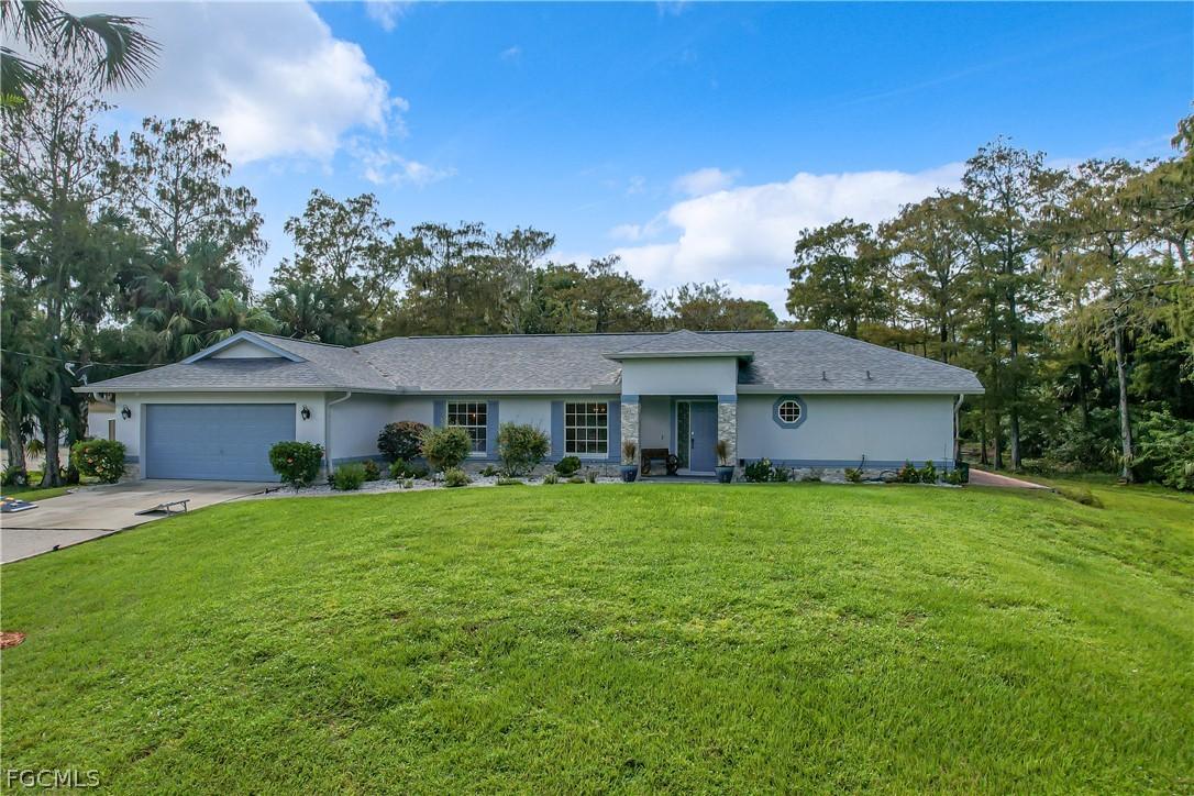 2511 6th St., Naples, FL 34120