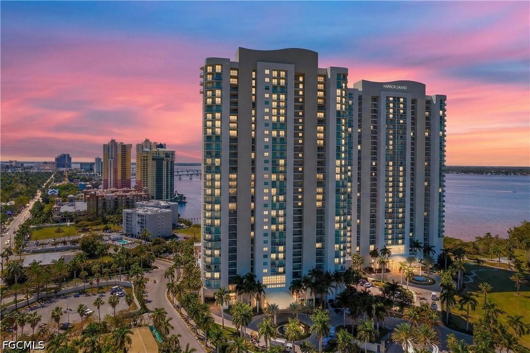 3000 Oasis Grand Blvd. #2502, Fort Myers, FL 33916