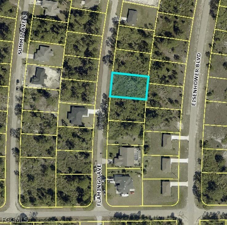 631 Flamingo Ave., Lehigh Acres, FL 33974