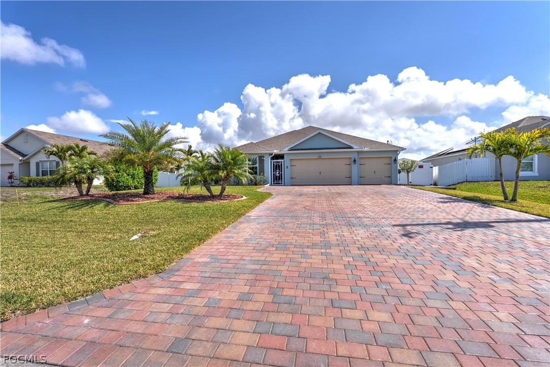 2501 NW 20th Pl., Cape Coral, FL 33993