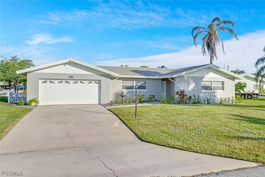 4312 S Bay Cir., North Fort Myers, FL 33903