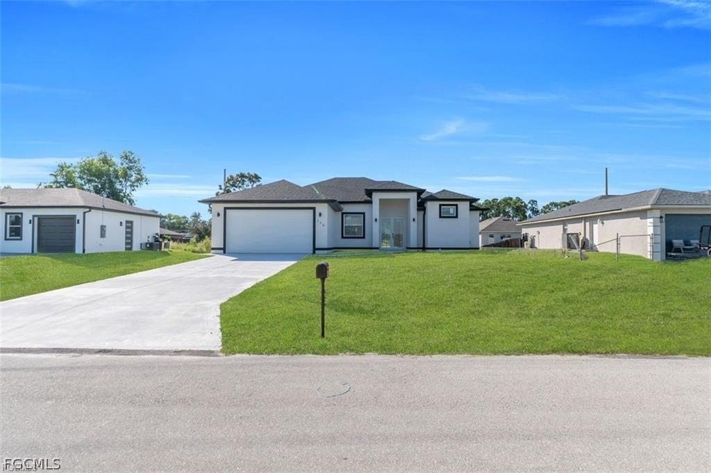 194 Bell Blvd., Lehigh Acres, FL 33974