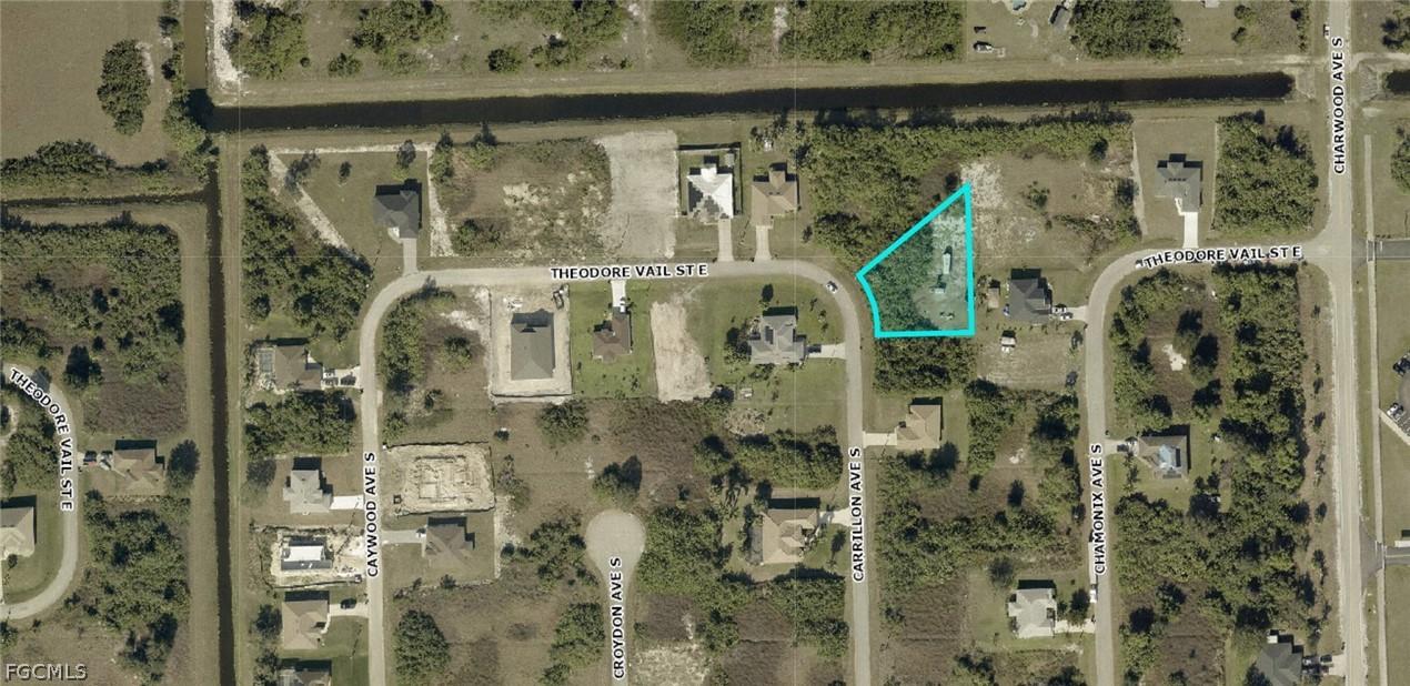 503 Carrillon Ave., Lehigh Acres, FL 33974