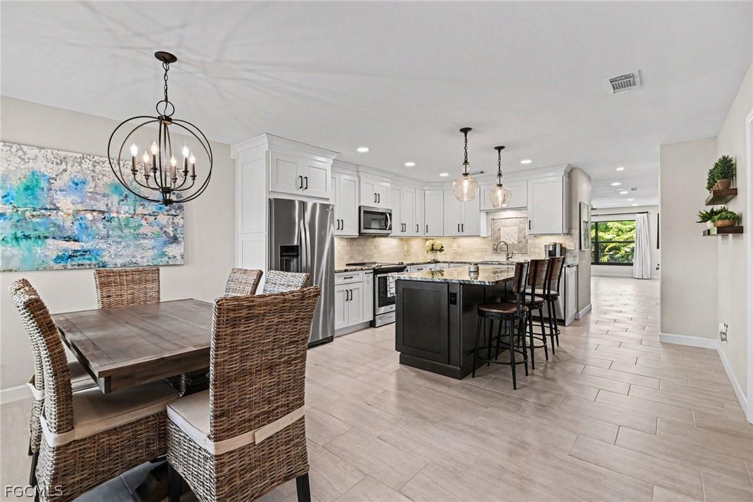 8504 Charter Club Cir. #5, Fort Myers, FL 33919