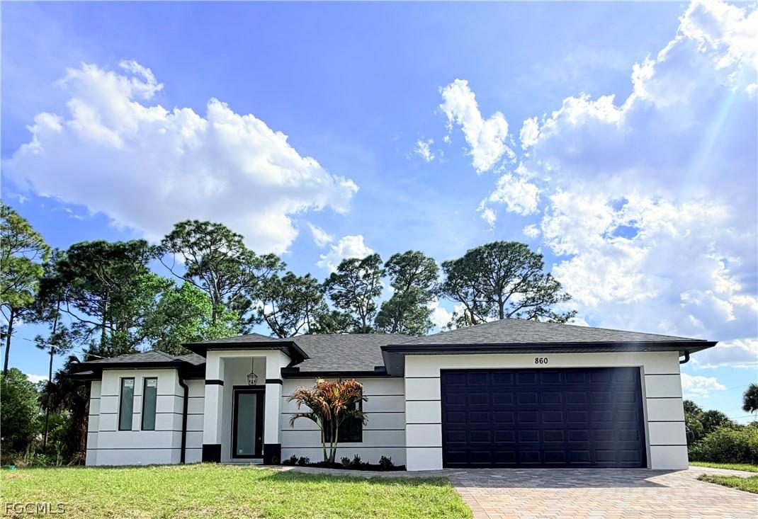 860 Kildare St., Lehigh Acres, FL 33974