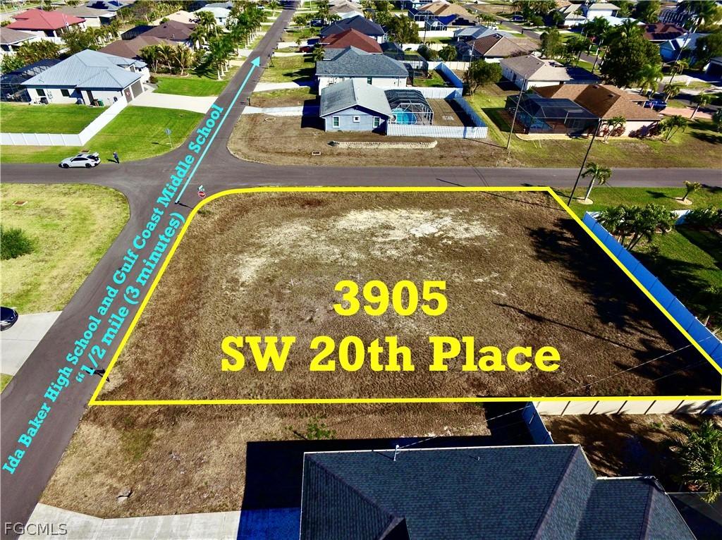 3905 SW 20th Pl., Cape Coral, FL 33914