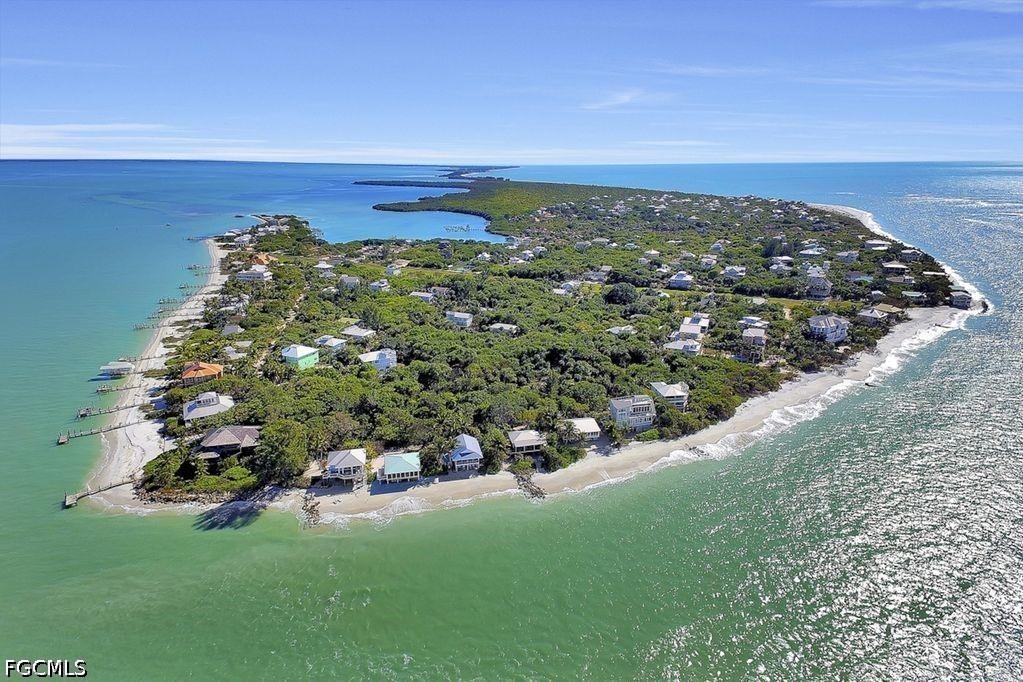 516 Longboat Cir., Captiva, FL 33924
