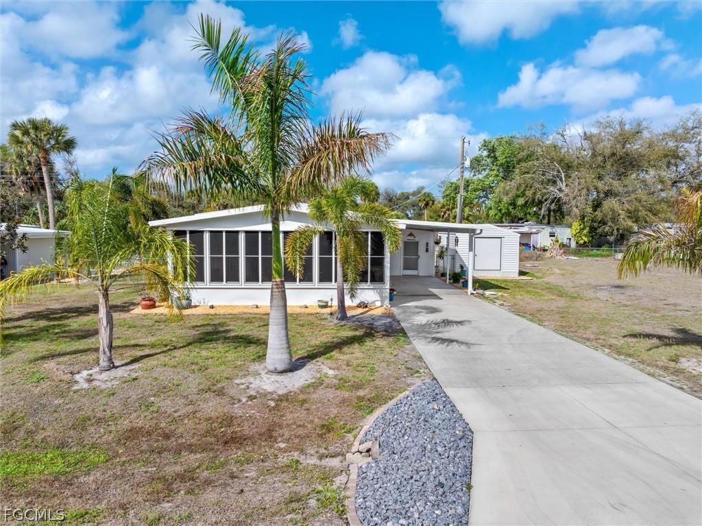 9347/9355 Boots St., Punta Gorda, FL 33982
