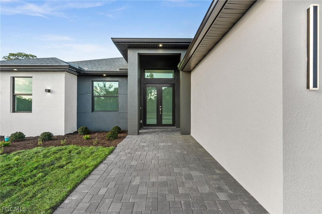 1151 Ebert St., Lehigh Acres, FL 33974