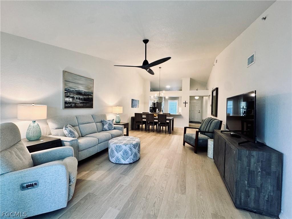 9610 Victoria Ln. #D302, Naples, FL 34109