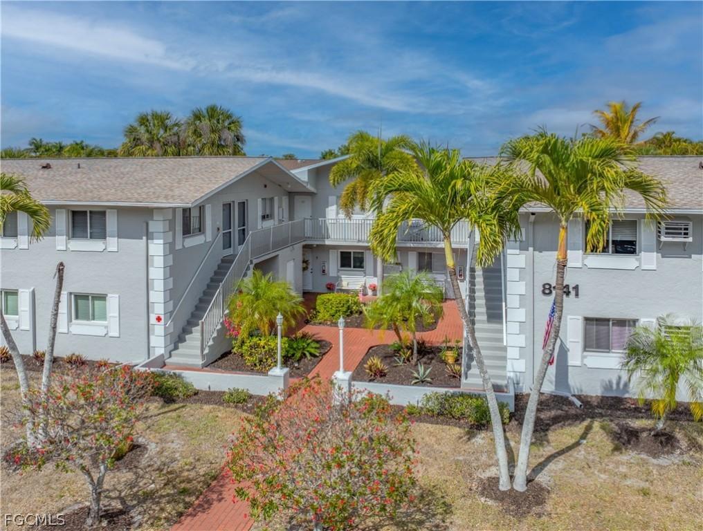 8141 Country Rd. #202, Fort Myers, FL 33919