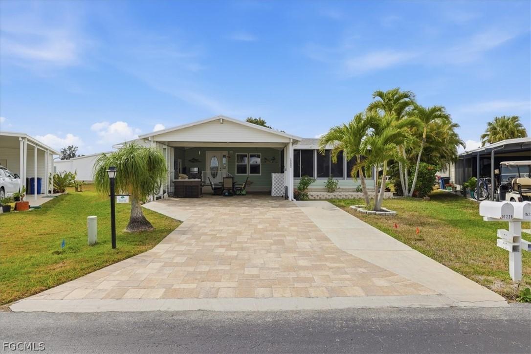 16228 Durham Ave., Fort Myers, FL 33908