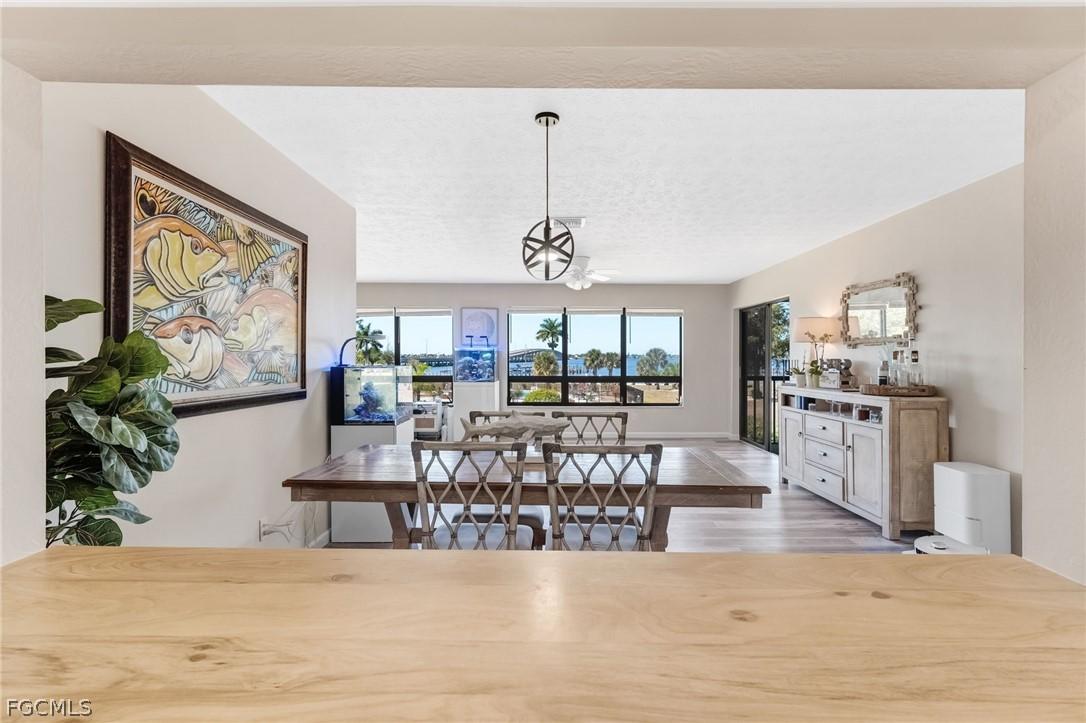 12498 Riverside Dr. #205, Fort Myers, FL 33919