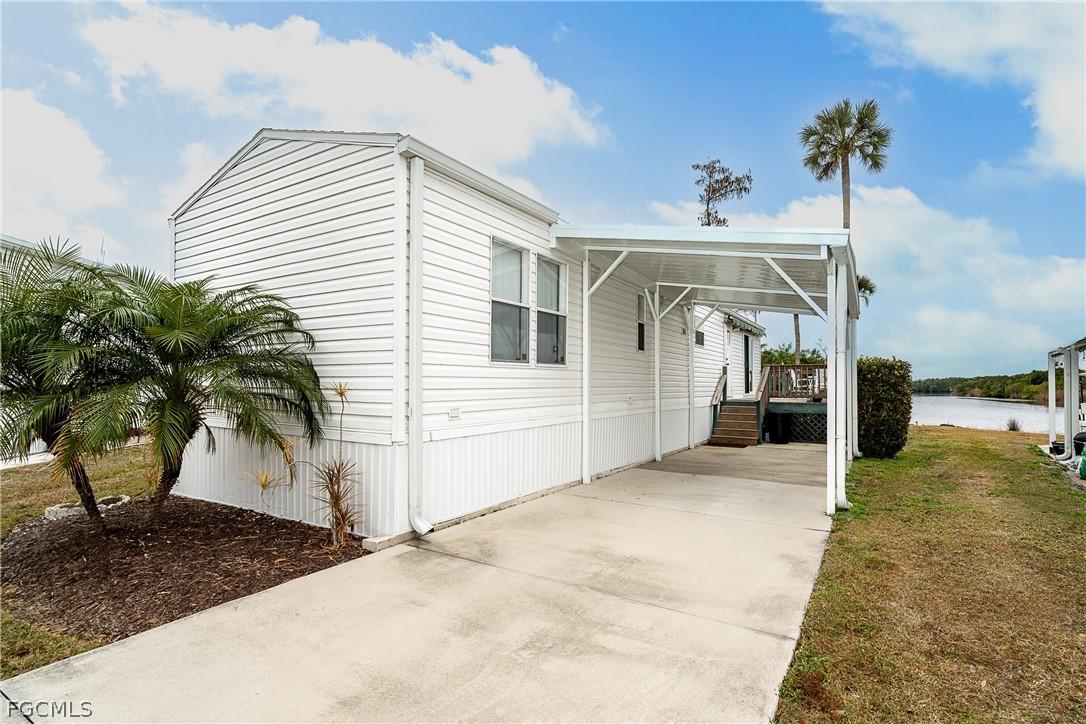 8320 Riverside Dr. #94, Punta Gorda, FL 33982