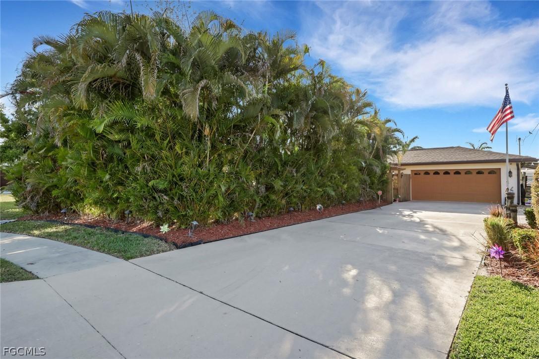 4419 N Pacific Cir., North Fort Myers, FL 33903