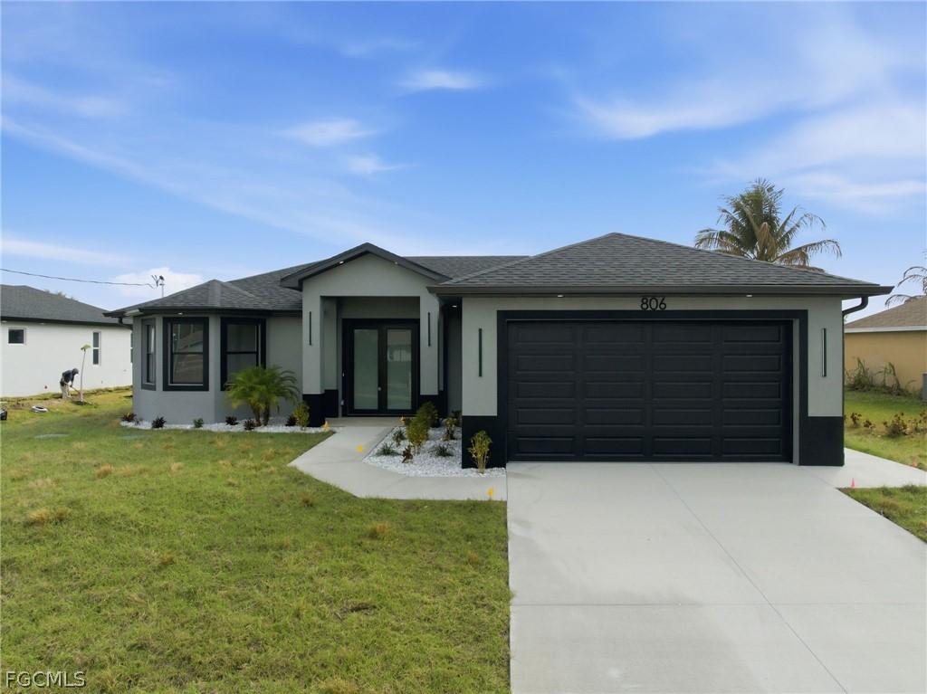 806 Fred Ave., Lehigh Acres, FL 33971