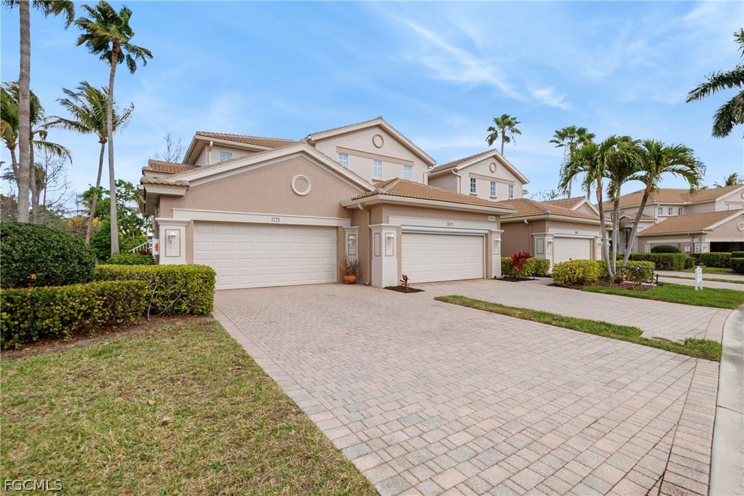 13881 Lake Mahogany Blvd. #3221, Fort Myers, FL 33907