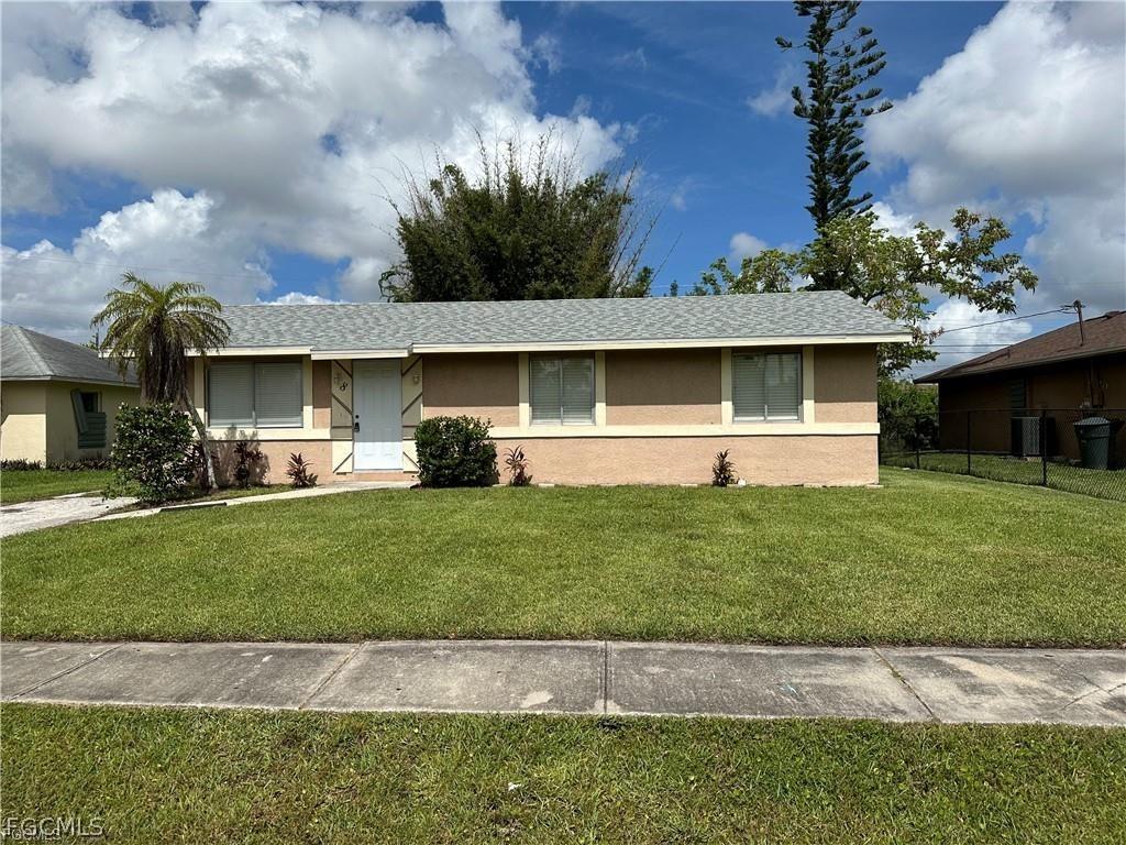 8 Roanoke Dr., Fort Myers, FL 33905
