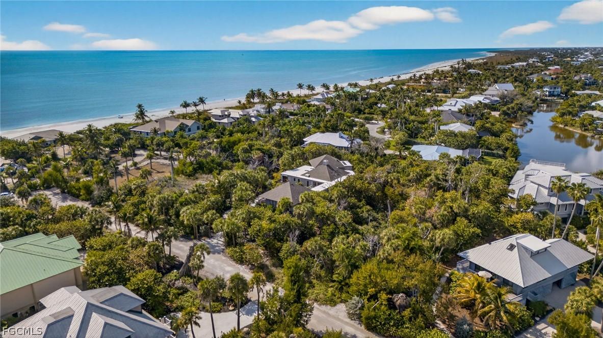 933 Strangler Fig Ln., Sanibel, FL 33957