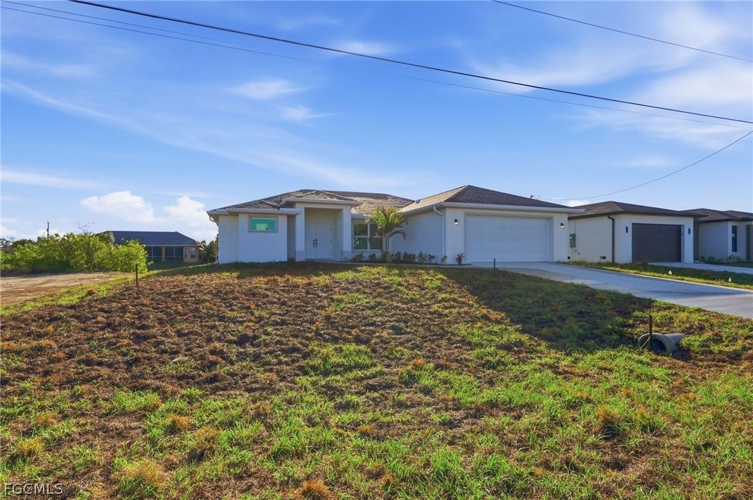 2105 NE 1st Ave., Cape Coral, FL 33909