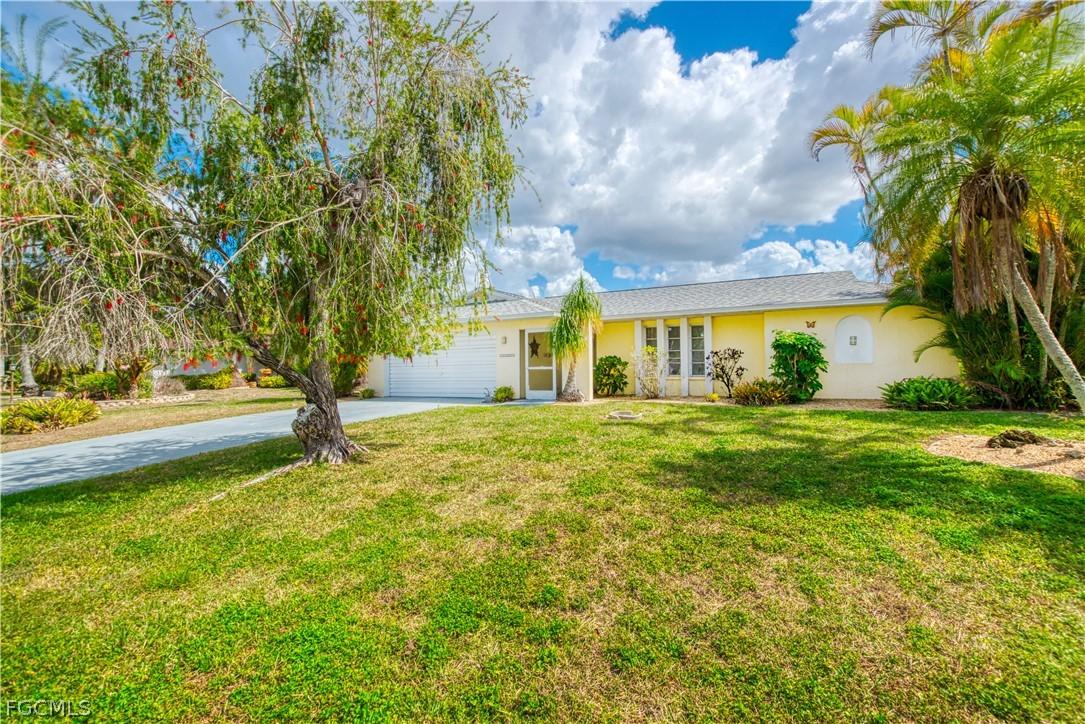318 SE 33rd Ter., Cape Coral, FL 33904