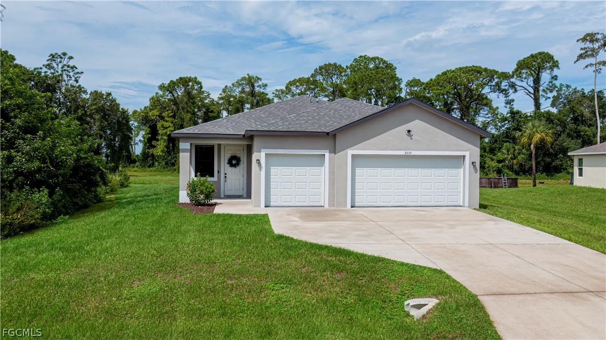 3037 Harvard Cir., Labelle, FL 33935