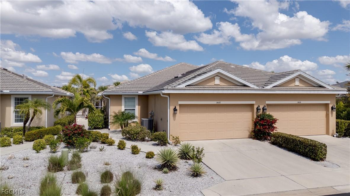 14618 Abaco Lakes Dr., Fort Myers, FL 33908