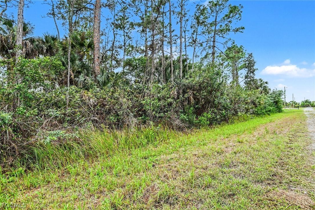 515 Woodman Dr., Lehigh Acres, FL 33972