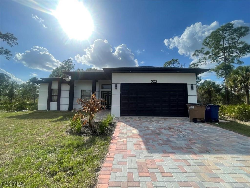 203 Wells Ave., Lehigh Acres, FL 33936