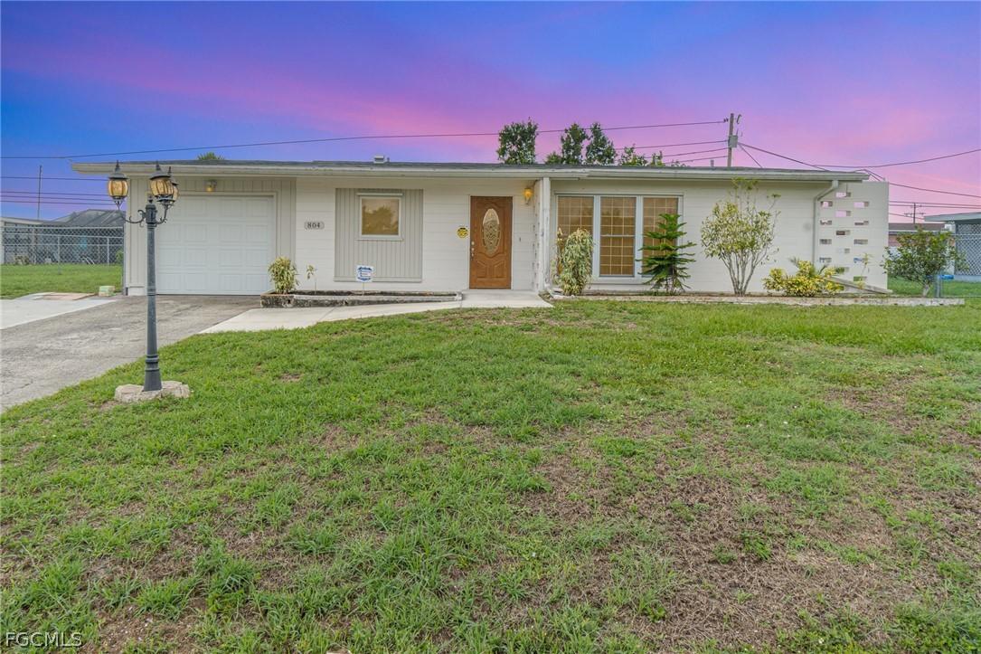 804 Bougainvillea Rd., Lehigh Acres, FL 33936