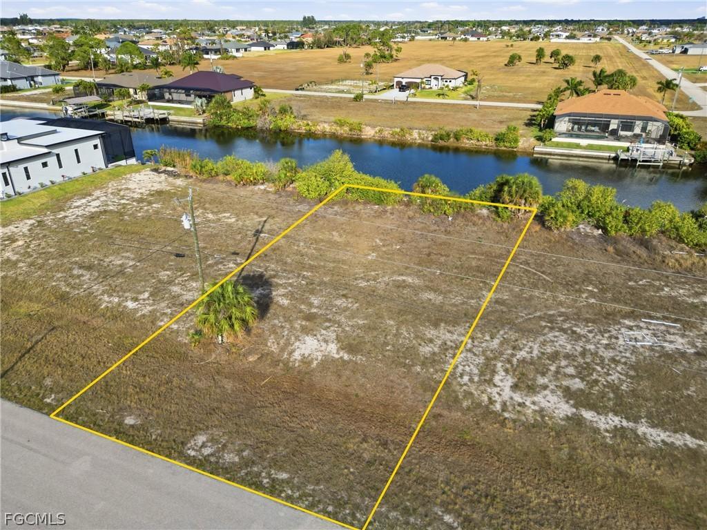 1621 NW 36th Pl., Cape Coral, FL 33993