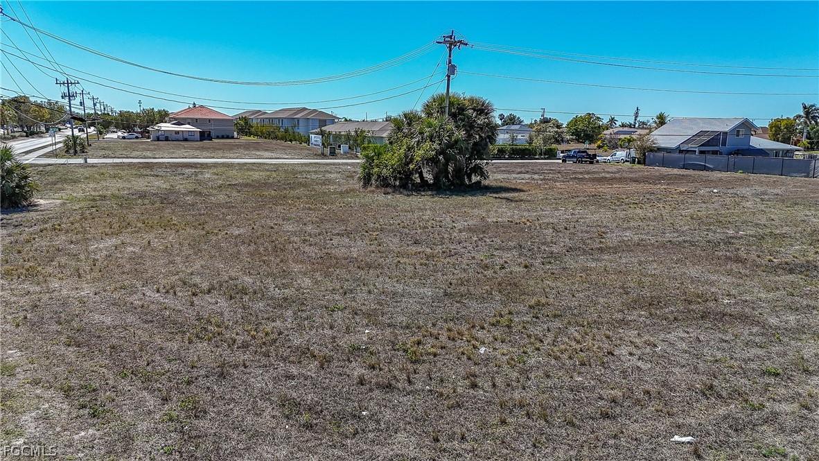 804 Gleason Pkwy, Cape Coral, FL 33914