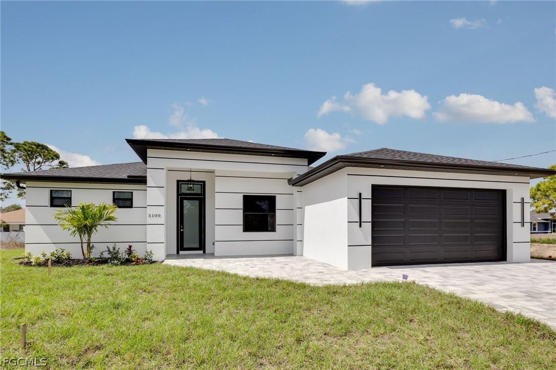 3100 Colin Ave., Lehigh Acres, FL 33976