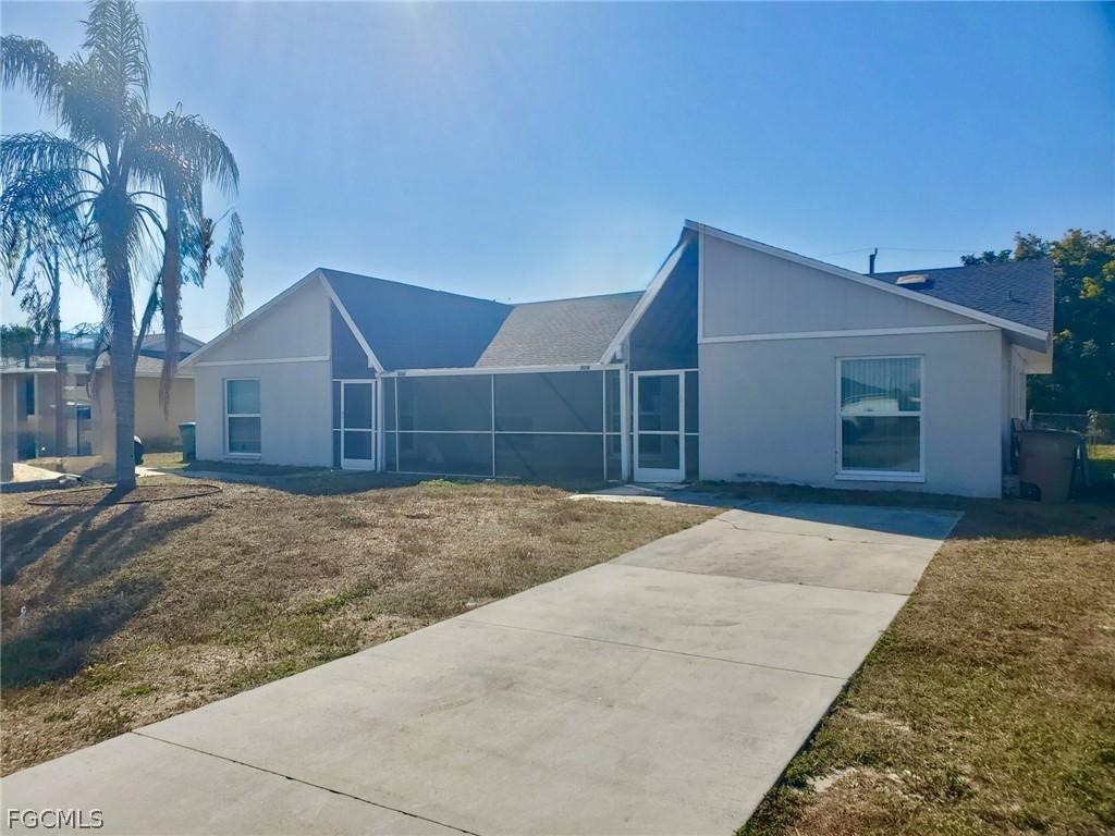 924-926 Andalusia Blvd., Cape Coral, FL 33909