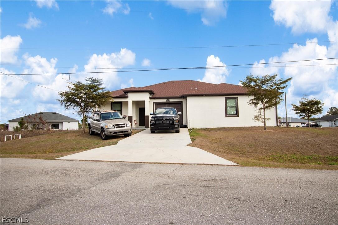 2229 Kendall Ave., Lehigh Acres, FL 33973