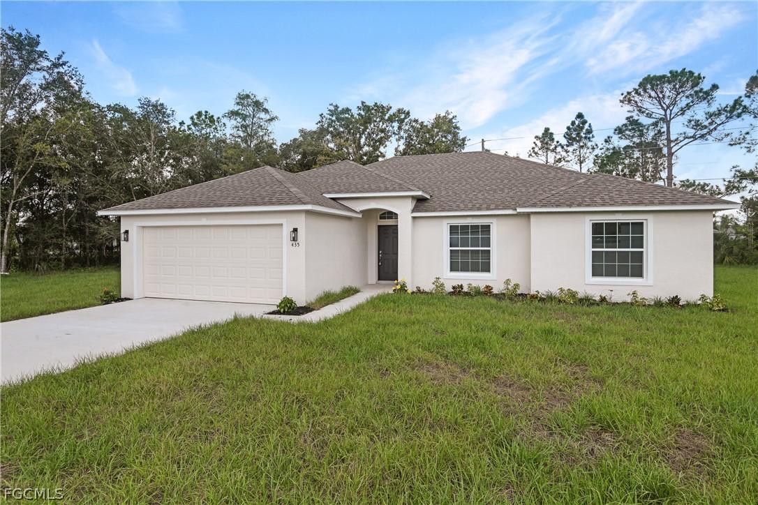 354 Hermosa Ave., Lehigh Acres, FL 33974