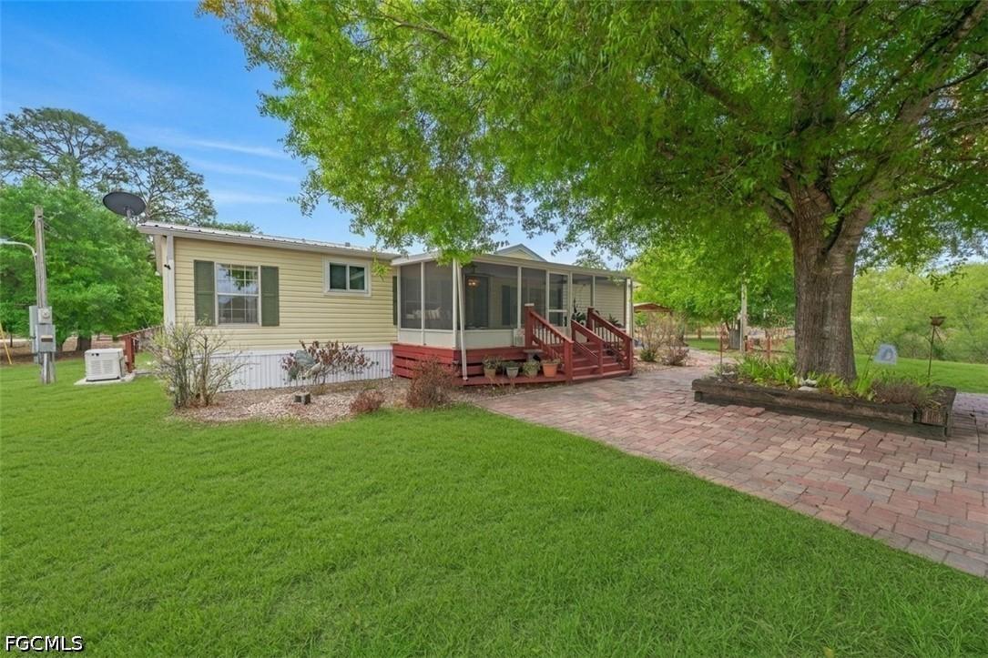 1700 Tampa Ave., Clewiston, FL 33440