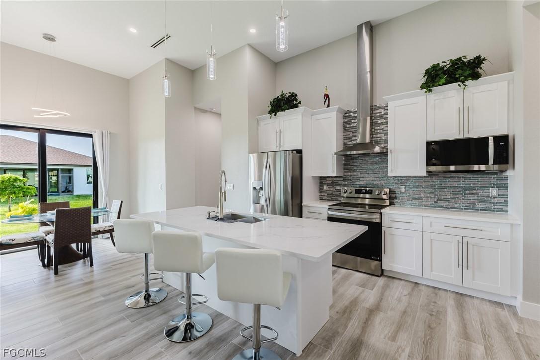 4126 NW 39th St., Cape Coral, FL 33993