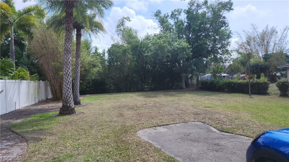 4528 E Riverside Dr., Fort Myers, FL 33905