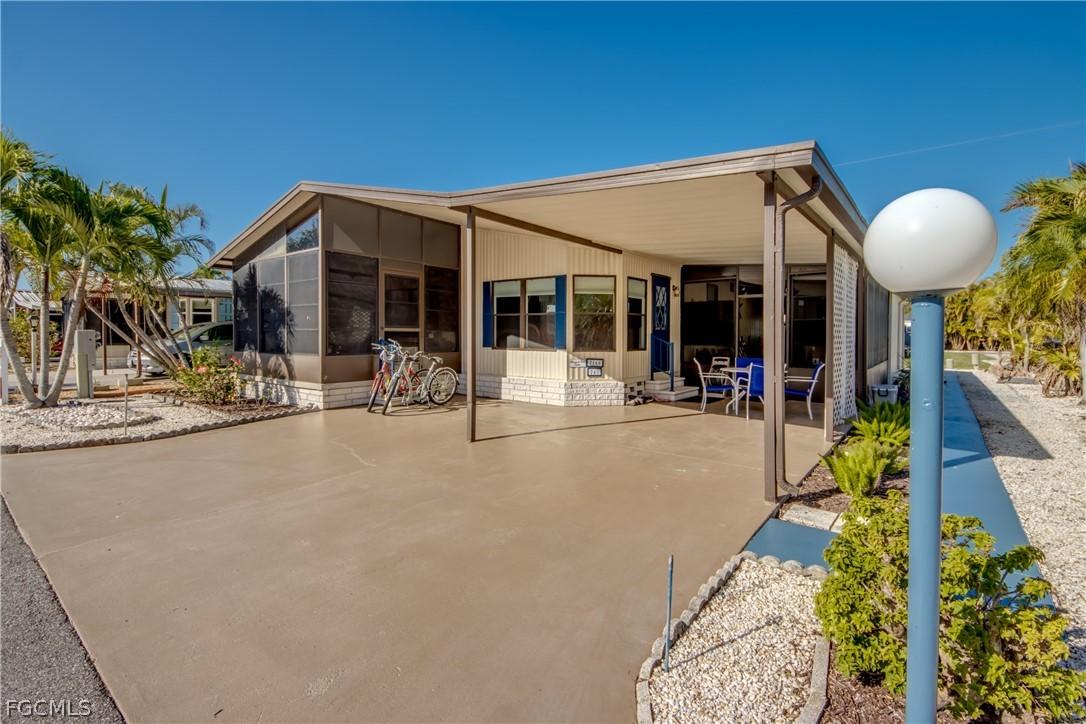 7169 Drum Dr., St James City, FL 33956