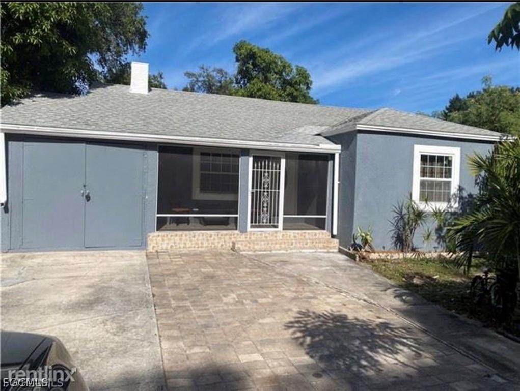 2135 Jeffcott St., Fort Myers, FL 33901