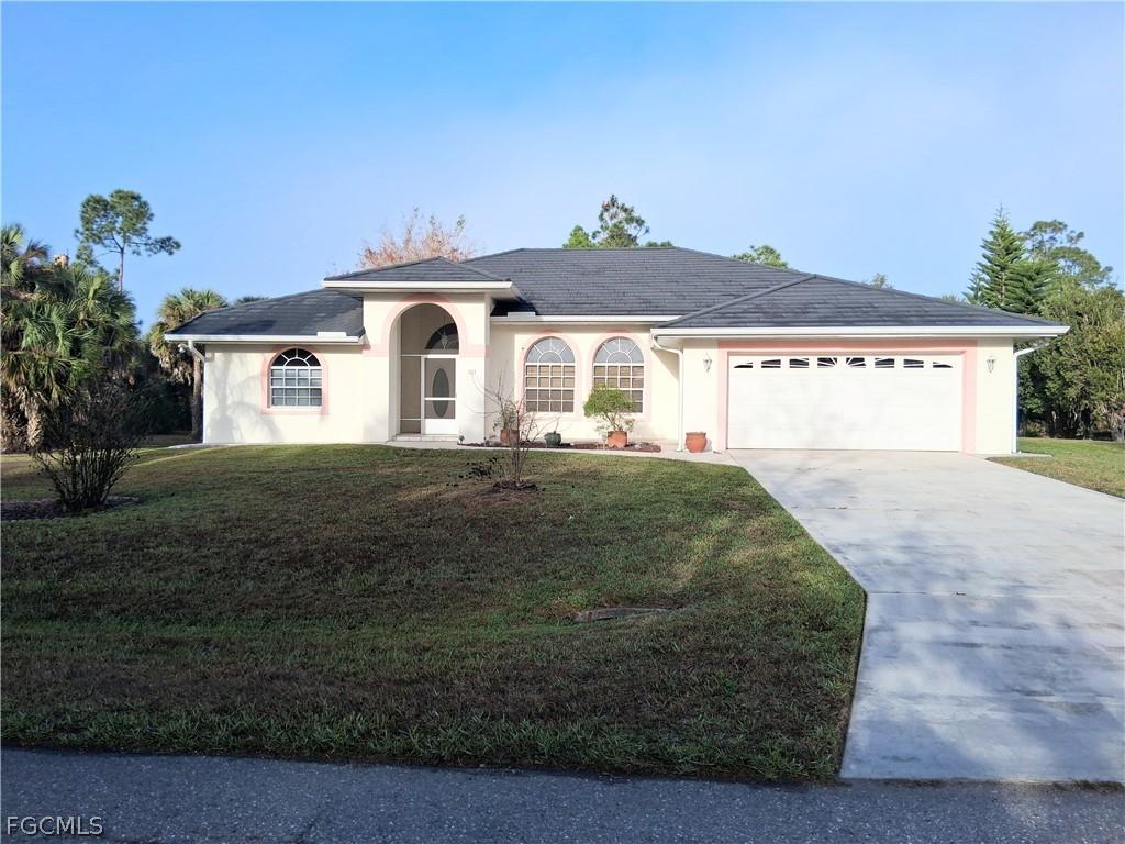 503 Poinsettia Ave., Lehigh Acres, FL 33972